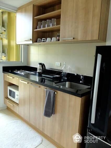 1-BR Condo at Hive Sukhumvit 65 near BTS Ekkamai