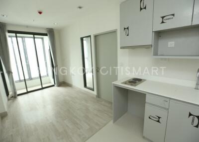 Condo at Ideo Mobi Rama 9 for sale