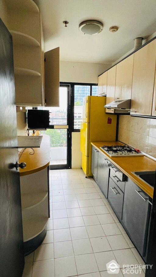 3-BR Condo at Liberty Park 2 near ARL Makkasan