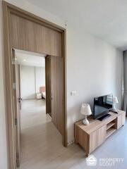 1-BR Condo at Noble Ploenchit near BTS Phloen Chit