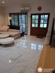 4-BR Townhouse at Regent 71 Place near BTS Phra Khanong