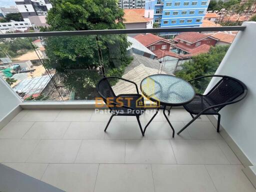 2 Bedrooms Condo in Arcadia Beach Resort South Pattaya C011973