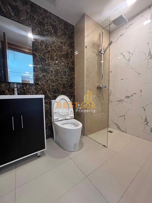 2 Bedrooms Condo in Arcadia Beach Resort South Pattaya C011973