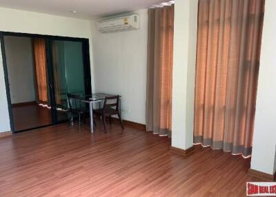 Baan Piyabutr - Large Three Bedrooms Condo for Rent with Extra Balconies and City Views