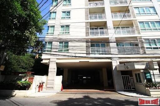 Lovely 2 Bedroom. Central but quiet. Baan Siri Sathorn