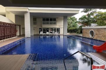 Lovely 2 Bedroom. Central but quiet. Baan Siri Sathorn