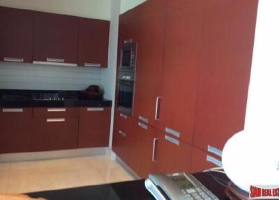 The Infinity Condominium - 2 Bedrooms and 2 Bathrooms for Rent in Silom Area of Bangkok