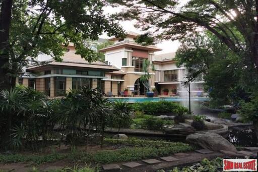 Baan Sansiri Sukhumvit 67 - Excellent Luxury Five Bedroom Home for Rent in a Gated Phra Khanong Estate - Pet Friendly