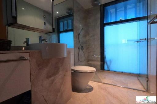 The Met l Bright Contemporary Two Bedroom Condo with City Views in Chong Nonsi