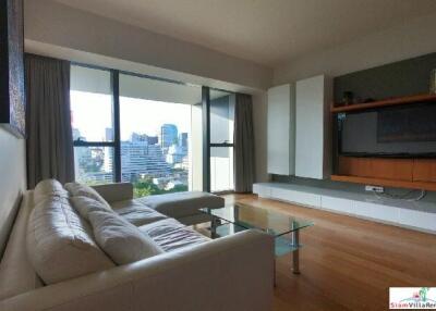 The Met l Bright Contemporary Two Bedroom Condo with City Views in Chong Nonsi