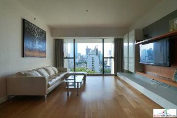 The Met l Bright Contemporary Two Bedroom Condo with City Views in Chong Nonsi