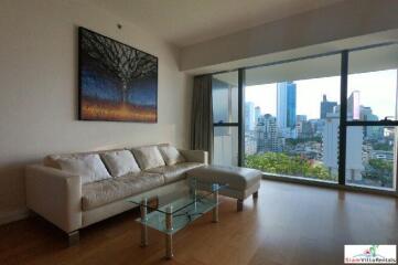 The Met l Bright Contemporary Two Bedroom Condo with City Views in Chong Nonsi