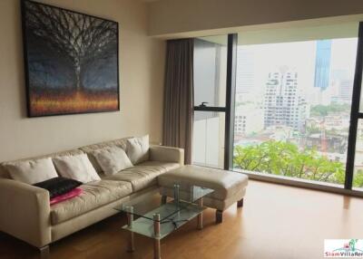 The Met l Bright Contemporary Two Bedroom Condo with City Views in Chong Nonsi