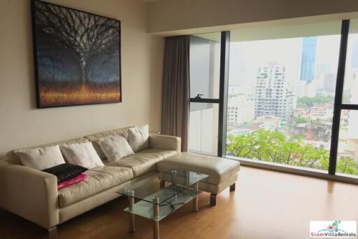 The Met l Bright Contemporary Two Bedroom Condo with City Views in Chong Nonsi