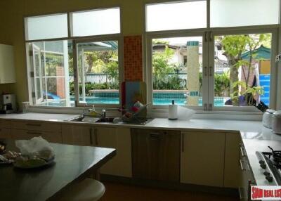 Five Bedroom Home with Private Salt Water Pool on Thonglor BTS