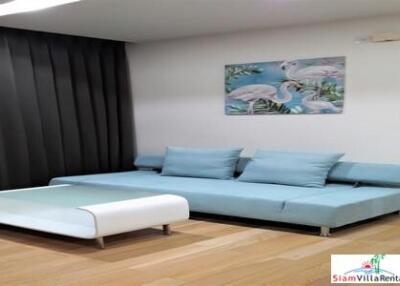 Siri at Sukhumvit - One Bedroom Condo with Unblocked Views of the City for Rent in Thong Lo