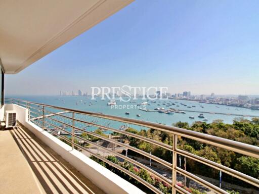 Royal Cliff – 3 Bed 2 Bath in Pratamnak PC8213