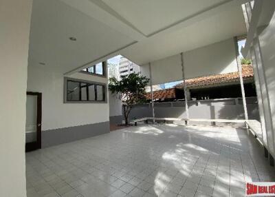 Amazing Spacious 3 Bedroom House for Rent in Nana