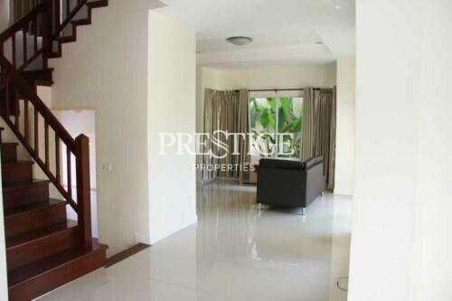 Tropical Village – 3 Bed 3 Bath in East Pattaya PC5669