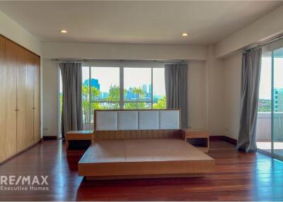 Luxurious 4 Bed Condo for Rent in Sathorn with Spectacular Views