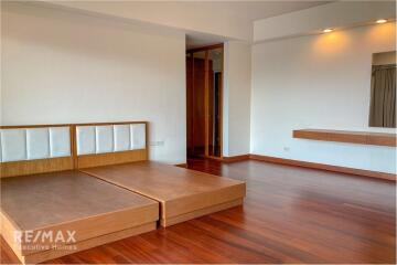 Luxurious 4 Bed Condo for Rent in Sathorn with Spectacular Views