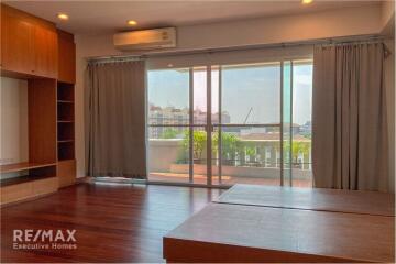 Luxurious 4 Bed Condo for Rent in Sathorn with Spectacular Views