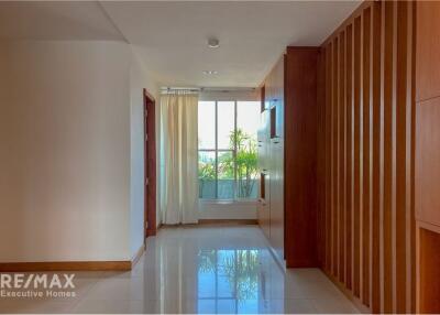 Luxurious 4 Bed Condo for Rent in Sathorn with Spectacular Views