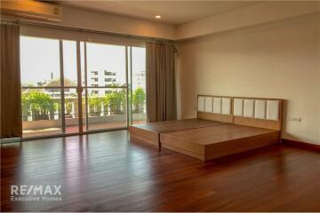 Luxurious 4 Bed Condo for Rent in Sathorn with Spectacular Views