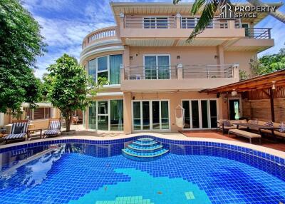 6 Bedroom Pool Villa In East Pattaya Near Jomtien Beach For Rent