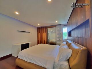 6 Bedroom Pool Villa In East Pattaya Near Jomtien Beach For Rent