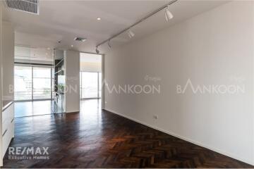 Luxurious 4-Bedroom Condo in Sathorn with Modern Design