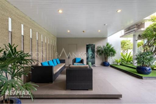 Luxurious 4-Bedroom Condo in Sathorn with Modern Design