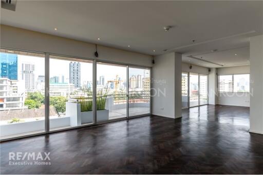 Luxurious 4-Bedroom Condo in Sathorn with Modern Design