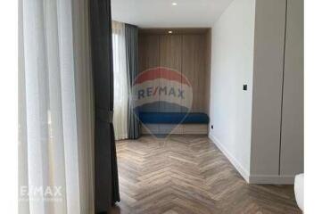 Modern 3 Bed Condo for Rent near BTS Thonglor on Sukhumvit 55