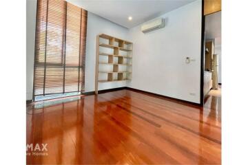 For Rent: Modern 41 Bedroom Detached House with Pool in Sukhumvit 63 near BTS Ekamai