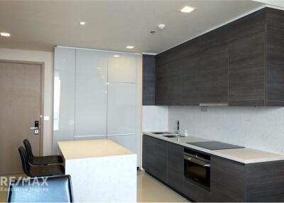 For Rent: Luxurious 2-Bed, 2-Bath Condo at The Esse Asoke  MRT Sukhumvit 7 Mins Walk