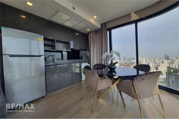 Luxurious 2-Bedroom Condo at Ashton Asoke  High Floor with Stunning City Views  1 Min Walk to MRT Sukhumvit