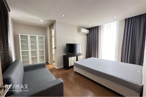 !For RENT! Quarter Sukhumvit 39 4 Bedrooms, Furnished Condo