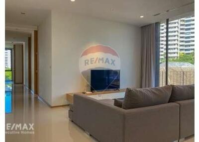 Modern 3 Bed Condo for Rent near BTS Phrompong Rama 4