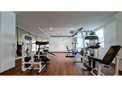 Spacious 3-Bedroom Condo for Rent next to Park on Sukhumvit 24