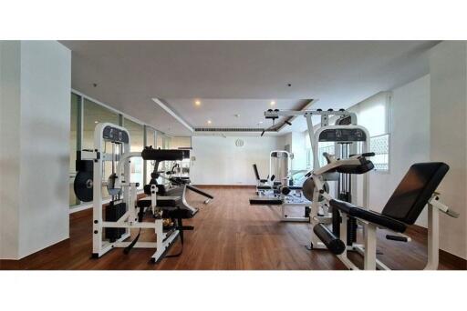 Spacious 3-Bedroom Condo for Rent next to Park on Sukhumvit 24