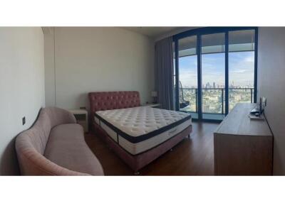 Luxurious Banyan Tree Residence Condo for Rent, 7 Mins Walk to BTS Khlong San Station