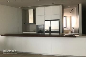 Luxurious Banyan Tree Residence Condo for Rent, 7 Mins Walk to BTS Khlong San Station