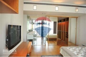 Special Price! The Met Condo 31 Beds, High Floor, Close to BTS Chong Nonsi (10 Mins Walk)