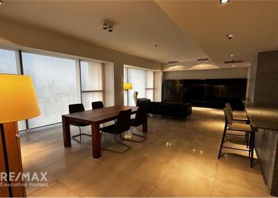 For Rent: Spacious 3 Bedroom Condo at The Met with High Floor Views, 10 Mins Walk to BTS Chong Nonsi