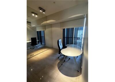 For Rent: Spacious 3 Bedroom Condo at The Met with High Floor Views, 10 Mins Walk to BTS Chong Nonsi