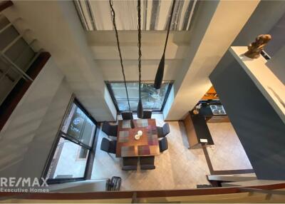 4-Story Corner Unit Townhouse with Stunning Views and Private Compound at Sukhumvit 49 - For Sale