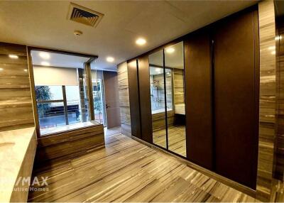 Luxurious Pet-Friendly Condo 10 Mins from BTS Phrom Phong at Ashton Residence 41