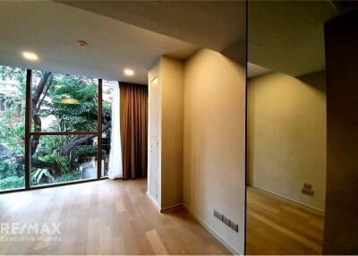 Luxurious Pet-Friendly Condo 10 Mins from BTS Phrom Phong at Ashton Residence 41