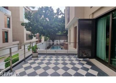 For Sale: Baan Lux Sathon 3-Bedroom Condominium with Private Swimming Pool